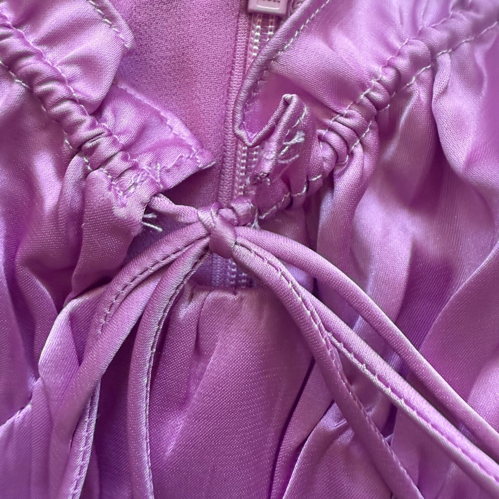 NWT ASTR ELLISON SATIN SWEETHEART MINI DRESS, ORCHID, MEDIUM - Picture 14 of 16